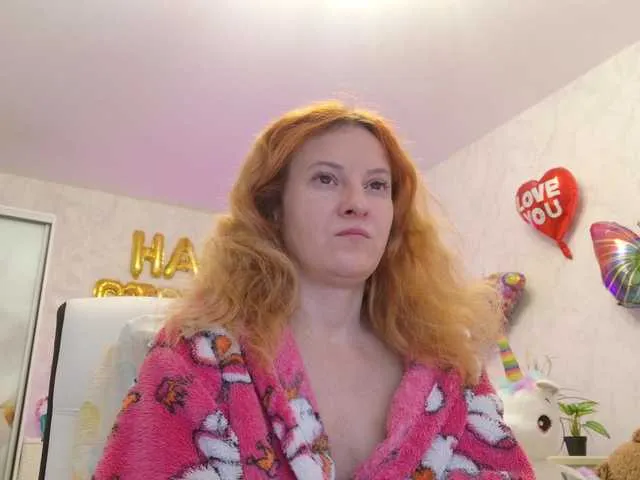 BongaCams ladybigsmile is Freechat ladybigsmile — Thank You for DREAMS COME TRUE - TOP 2 WON - to invite me in private chat first - tip 500 tokens in free chat!